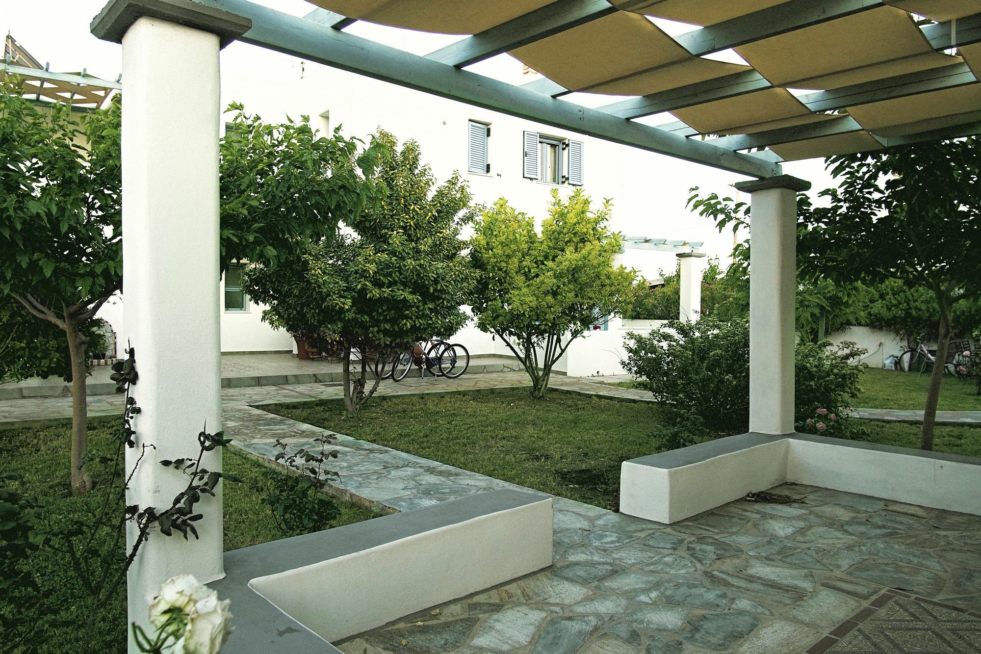 Kallisti Studios & Apartments Skyros Exteriör bild